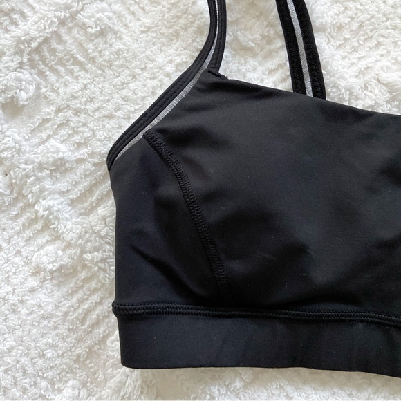Lululemon Black Sports Bra Size 4 6 - Picture 3 of 5
